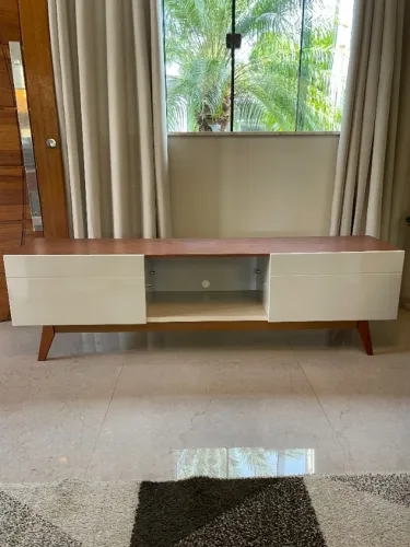 Rack para TV até 75 Polegadas 100% MDF 180cm x 40cm 2 Portas Nature Off-White