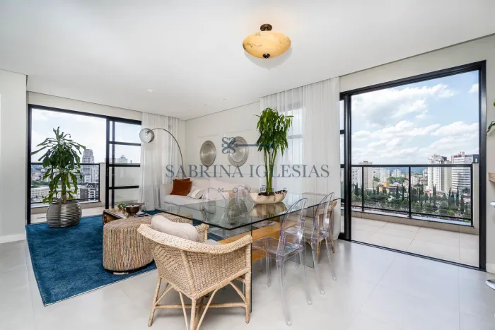 COBERTURA DUPLEX MOBILIADA COM VISTA PANORÂMICA NO ALTO DA GLÓRIA