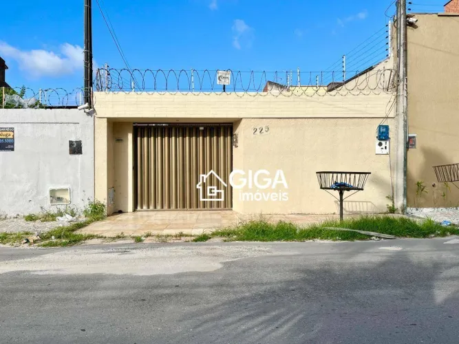 Casa com 3 dormitórios à venda, 120 m² por R$ 500.000 - Parque Manibura - Fortaleza/CE
