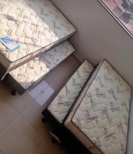Bicama (cama box com auxiliar) nova
