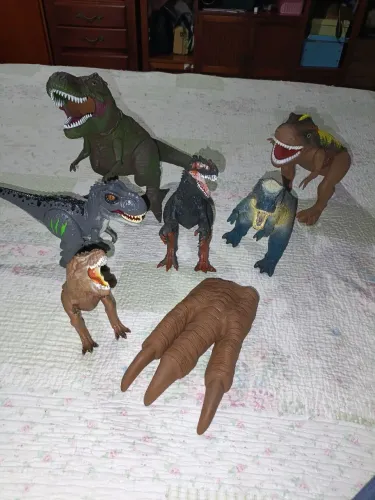 Lote de dinossauros 