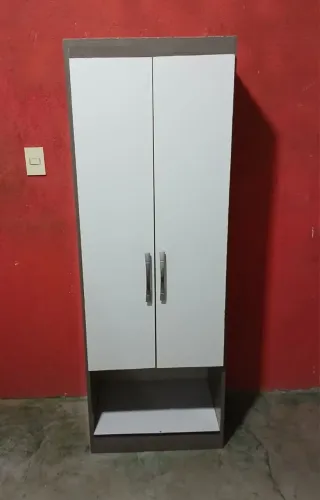 Guarda-roupa de solteiro