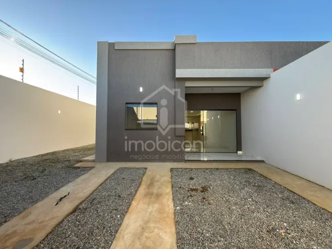 Vendo: Linda Casa nova 3/4 (1 suíte), quintal, no Loteamento Primavera