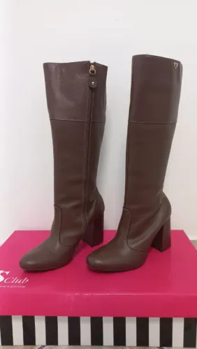 Bota Marrom Cano Longo