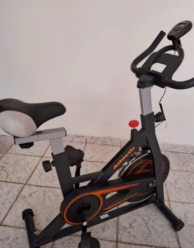 Bicicleta Ergométrica Athletic