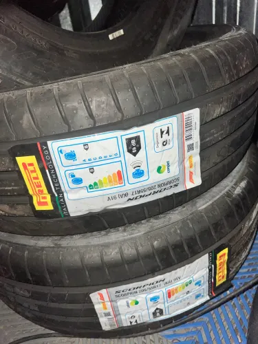pneu Pirelli Scorpion (KA) 205/55 R17 91V