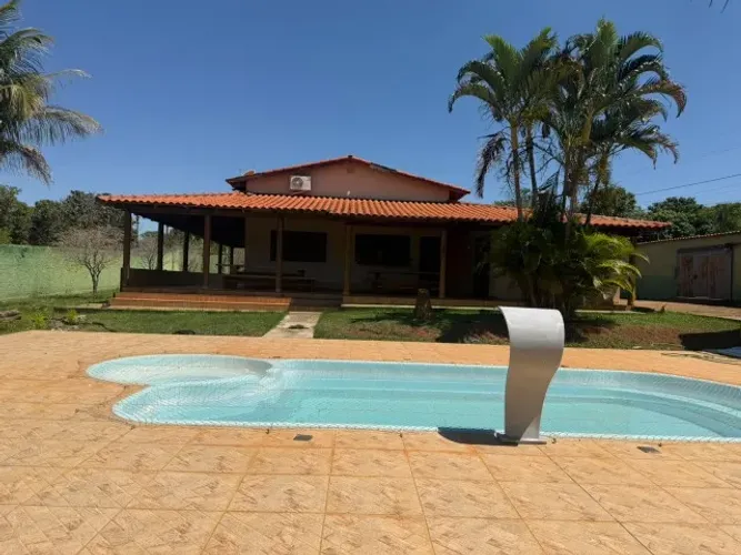 Chácara no Condominio Miraflores