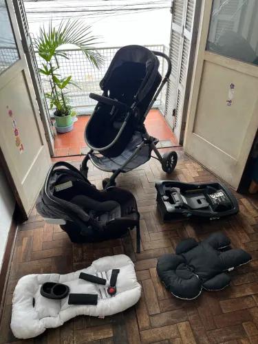 Carrinho de bebê Evenflo + Bebê Conforto + Base ISOFIX