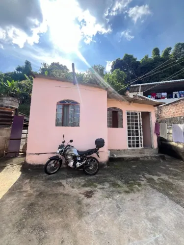 Barracão 2 Quartos com Garagem para 3 Carros em Lote de 220m²