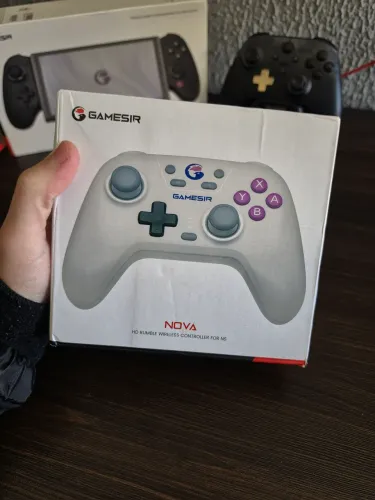 ? GameSir Nova (Branco) (Superior ao Nova Lite) (Botões Traseiros!) ? LACRADO