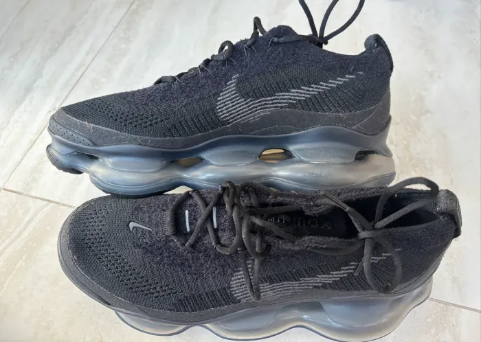 Tênis Nike preto