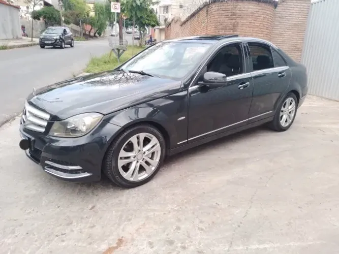 Mercedes-Benz C-200 CGI Avantgarde 1.8 16V 184cv Aut. 2012