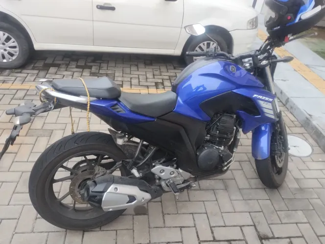 Fazer 250
