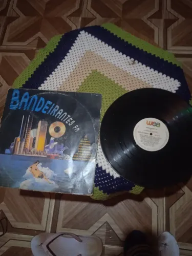 Disco de vinil Bandeirantes Fm