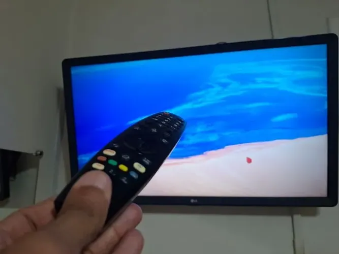 Tv LG 32 polegadas com Smart Magic AI