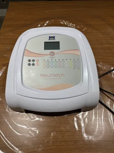 Vendo Neurodyn 10 canais quase sem uso. Aceito ofertas. 