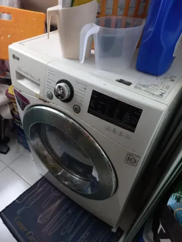 Lava e Seca LG WD1485AT(A) no estado para aproveitamento de peças.  DOAÇÃO.