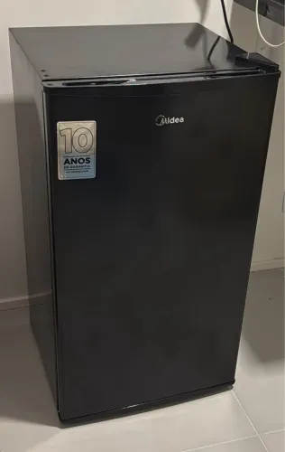 Frigobar Midea 93 Litros