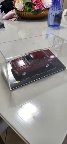 Miniatura Opala Diplomata 1992