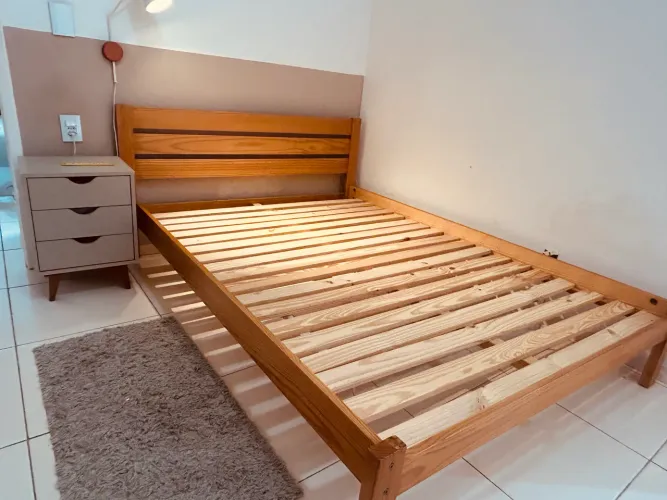 Cama de casal - Tok Stok