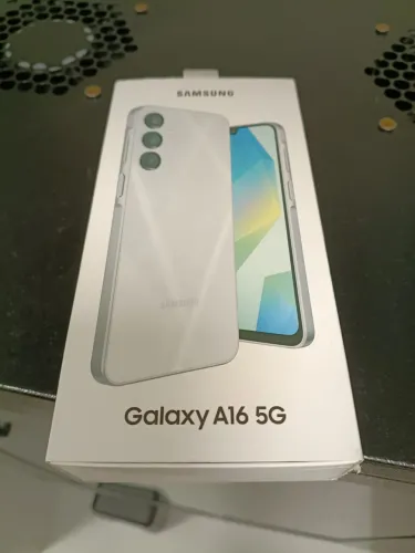 Vendo celular Samsung A16 (256gb memória/8 gb Ram)