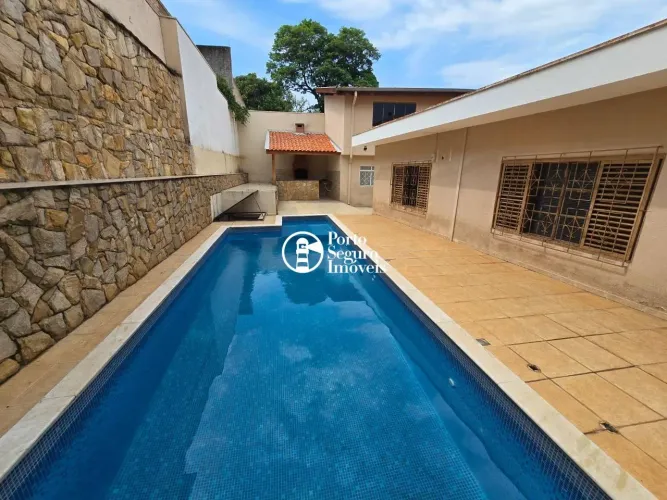 Casa com 3 quartos - aluguel por R$ 5.000/mês ou venda por R$ 850.000 - Jardim Santana - A