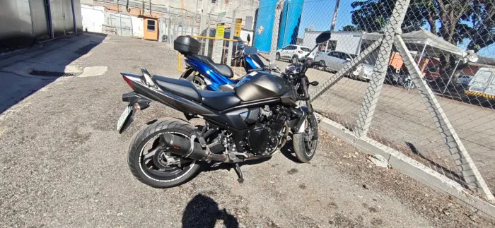 Suzuki bandit 1250N 