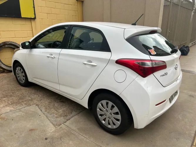 Hyundai HB20 C.style/c.plus 1.6 Flex 16V Aut. 2014