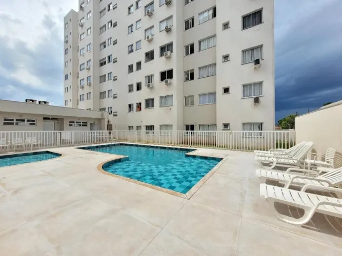 Apartamento para alugar em Maringá, Jardim Alvorada, com 2 quartos, com 45 m²