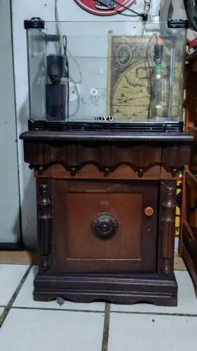 Aquário Boyu 50L (Vidro Curvado) + Acessórios (+