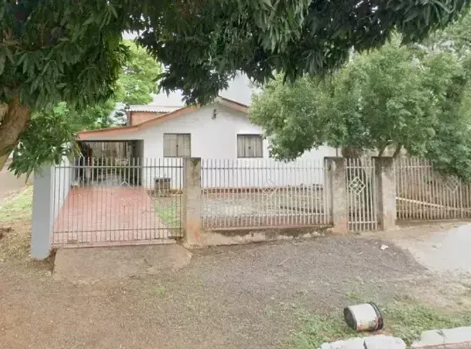 Oport ! Casa 44,40m² Área construida e 300,00m² Área total terreno abaixo valor mercado em