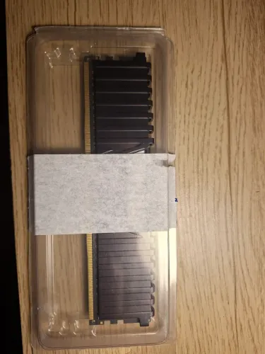 Memoria Ram 8 gb ddr4 corsair 2400mhz