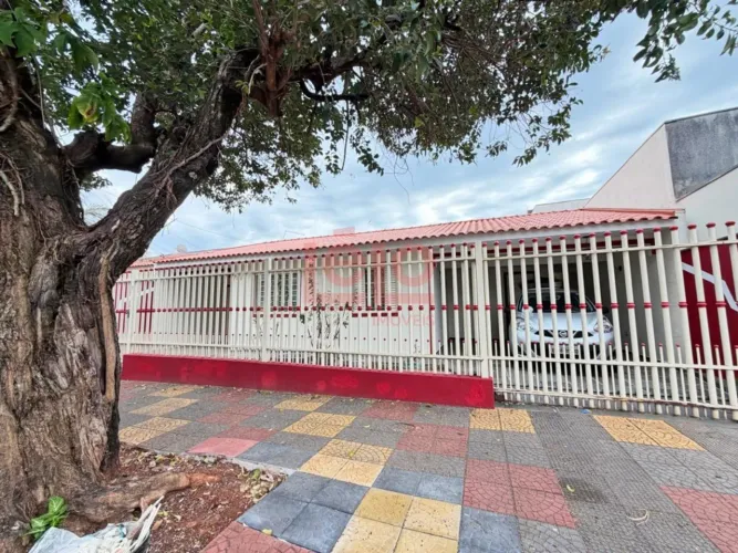 Casa Residencial 03 quartos - Conjunto Residencial Branca Vieira.