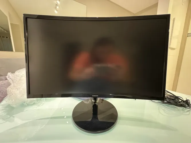 Monitor 24polegadas Modelo: S24C360EAL SAMSUNG TELA CURVA