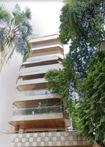 COBERTURA TRIPLEX COM 400M² NO FLAMENGO/RJ LEILÃO JUDICIAL