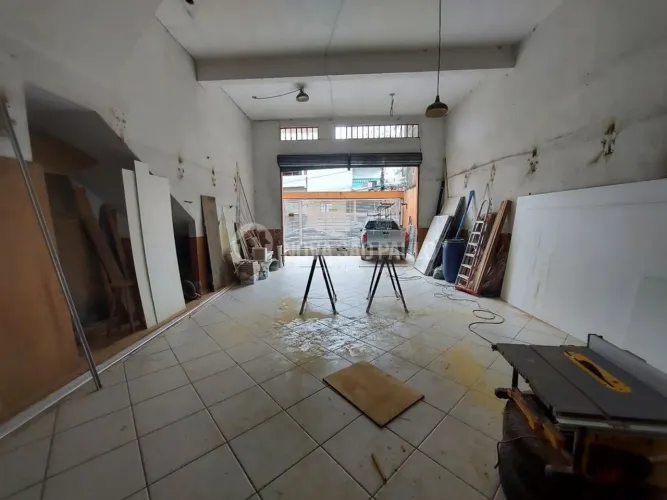 Sala para Alugar em Taboão, Diadema - SP