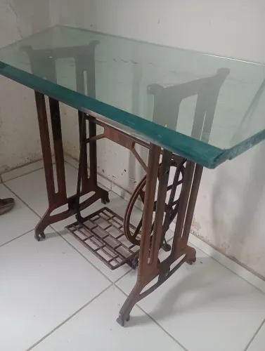Aparador de pé de máquina com vidro 20 mm