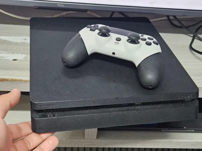 Play 4 slim