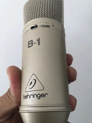 Microfone Behringer B-1