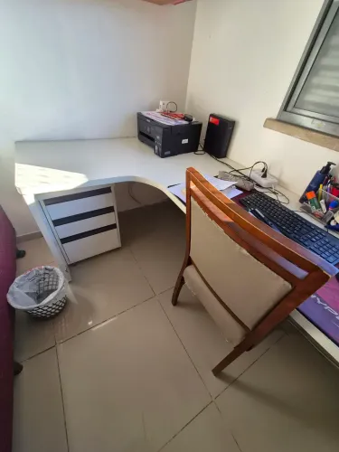 Mesa de Escritorio em L de MDF