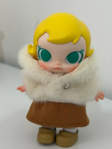 Baby Molly - Winter Fit Check