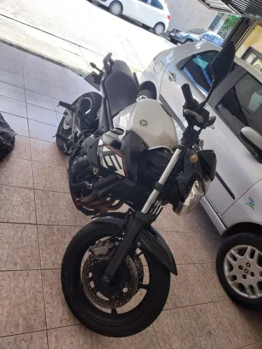 Xj6 zerada pega e viaja filé particular nada pra fazer