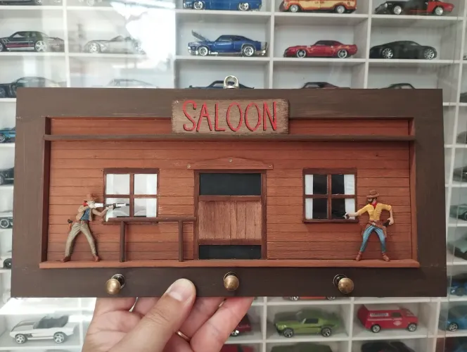 Porta chaves Saloon.