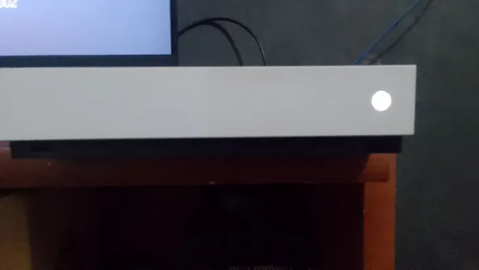 XBOX ONE S DIGITAL, ERRO E 106 VENDO BARATO
