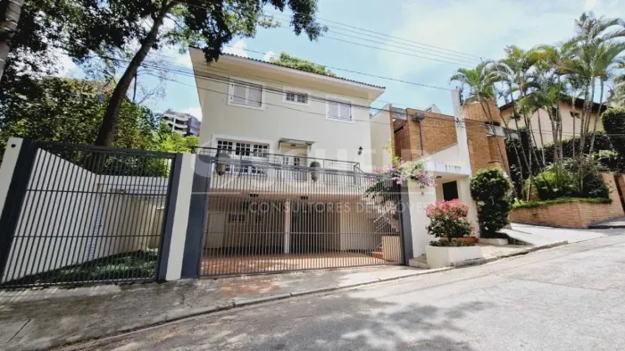 CASA NO CONDOMÍNIO JARDIM VITÓRIA RÉGIA PRONTA PARA MORAR