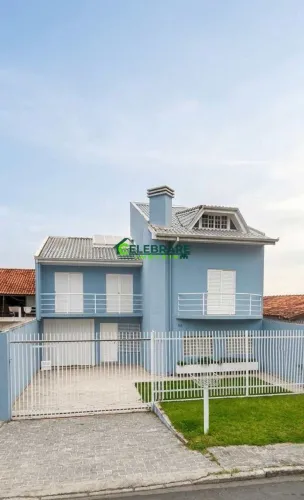 TRIPLEX NO CAJURU,CWB!!! 05 QTOS,SUÍTE,EDÍCULA,CHURRS,PISCINA