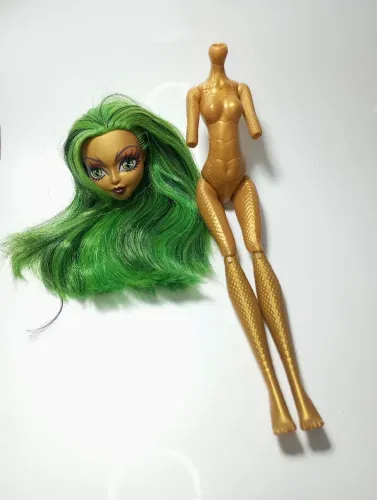 Boneca sucata Jinafire Long Monster High
