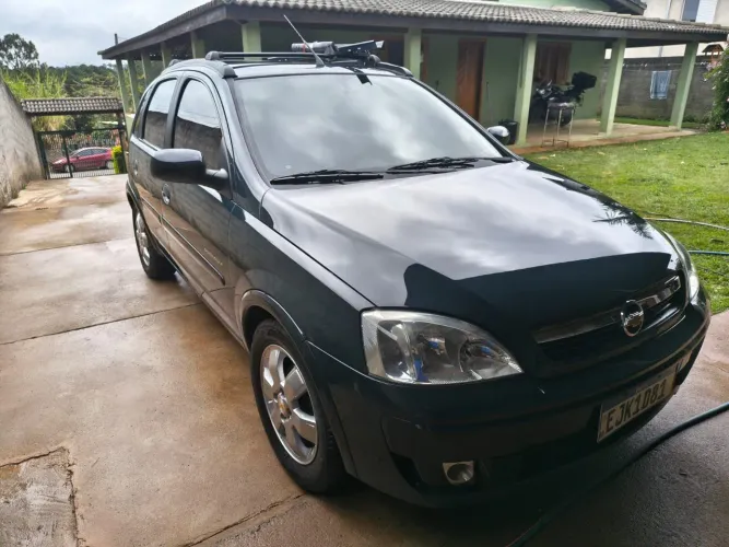 Chevrolet Corsa Hat. Premium 1.4 8V Econoflex 5P 2010