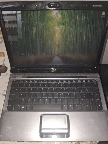 Notebook hd  core 2 duo  2 gb de ram 500 hd ( sem carregador ?