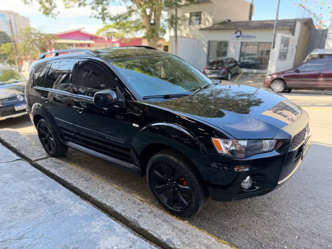 Mitsubishi Outlander 2.0 16V 160cv Aut. 2012